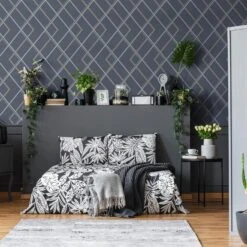 GoodHome Ashbourne Blue Geometric Metallic Effect Smooth Wallpaper -Goodhome goodhome ashbourne blue geometric metallic effect smooth wallpaper5059340410623 21i