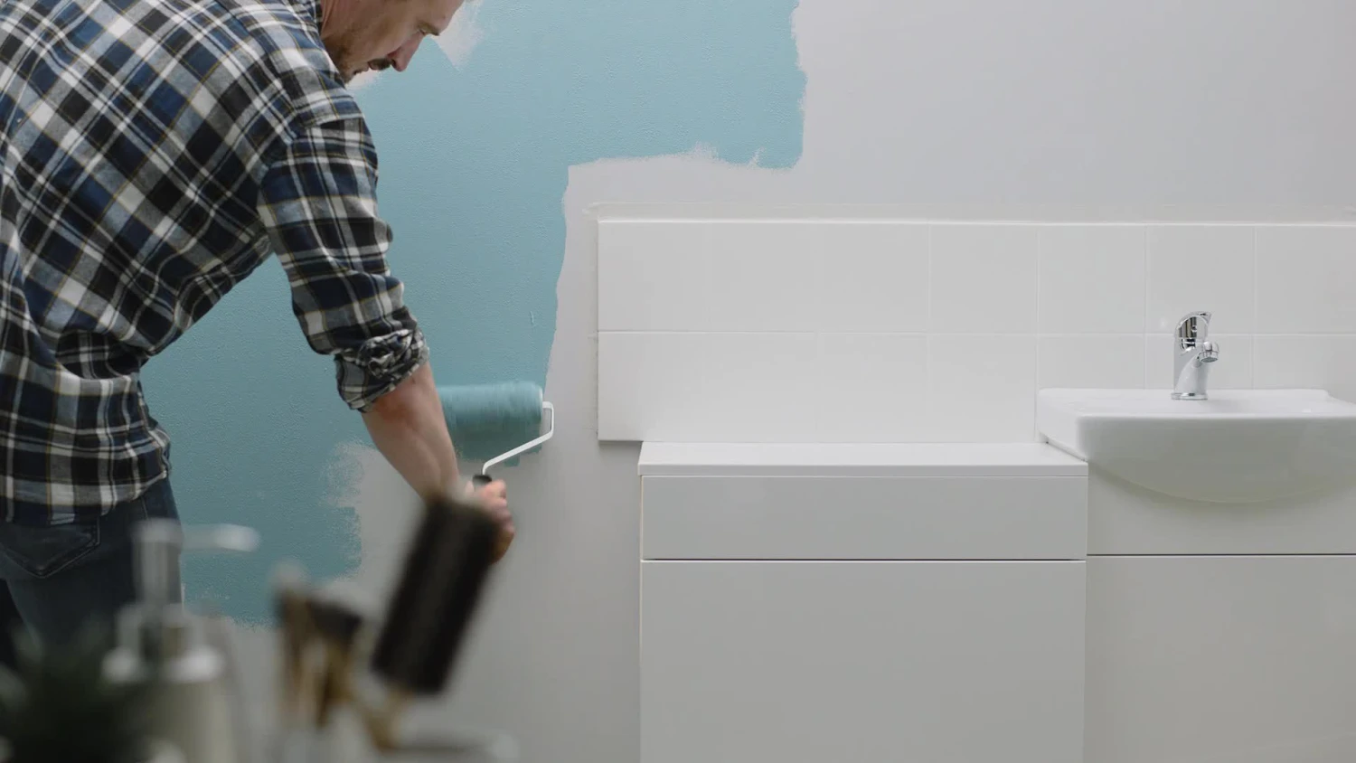 GoodHome Bathroom Toronto Soft Sheen Emulsion Paint, 2.5L 4 GoodHome Bathroom Toronto Soft Sheen Emulsion Paint, 2.5L - Image 2