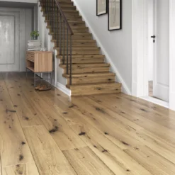 GoodHome Clear Gloss Floor Wood Varnish, 2.5L -Goodhome goodhome clear gloss floor wood varnish 2 5l5059340486949 01i