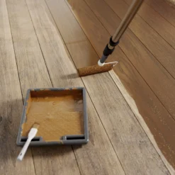 GoodHome Dark Oak Satin Floor Wood Varnish, 2.5L -Goodhome goodhome dark oak satin floor wood varnish 2 5l5059340486970 02i