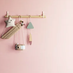 GoodHome Feature Walls Sakai Glitter Effect Emulsion Paint, 2L -Goodhome goodhome feature walls sakai glitter effect emulsion paint 2l5059340273426 01i