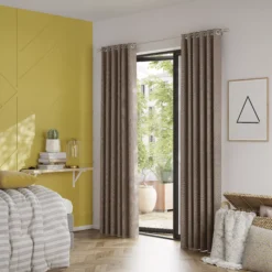 GoodHome Naturéa Siskin Velvet Matt Emulsion Paint, 2.5L -Goodhome goodhome naturea siskin velvet matt emulsion paint 2 5l5059340437293 01i