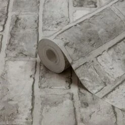 GoodHome Pernay Grey Brick Glitter Effect Textured Wallpaper -Goodhome goodhome pernay grey brick glitter effect textured wallpaper3663602559672 36c