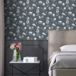 GoodHome Rubin Light Grey Floral Textured Wallpaper -Goodhome goodhome rubin light grey floral textured wallpaper5059340410753 01i