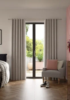 GoodHome Walls & Ceilings North Pole Matt Emulsion Paint, 2.5L -Goodhome goodhome walls ceilings north pole matt emulsion paint 2 5l5059340436067 02i