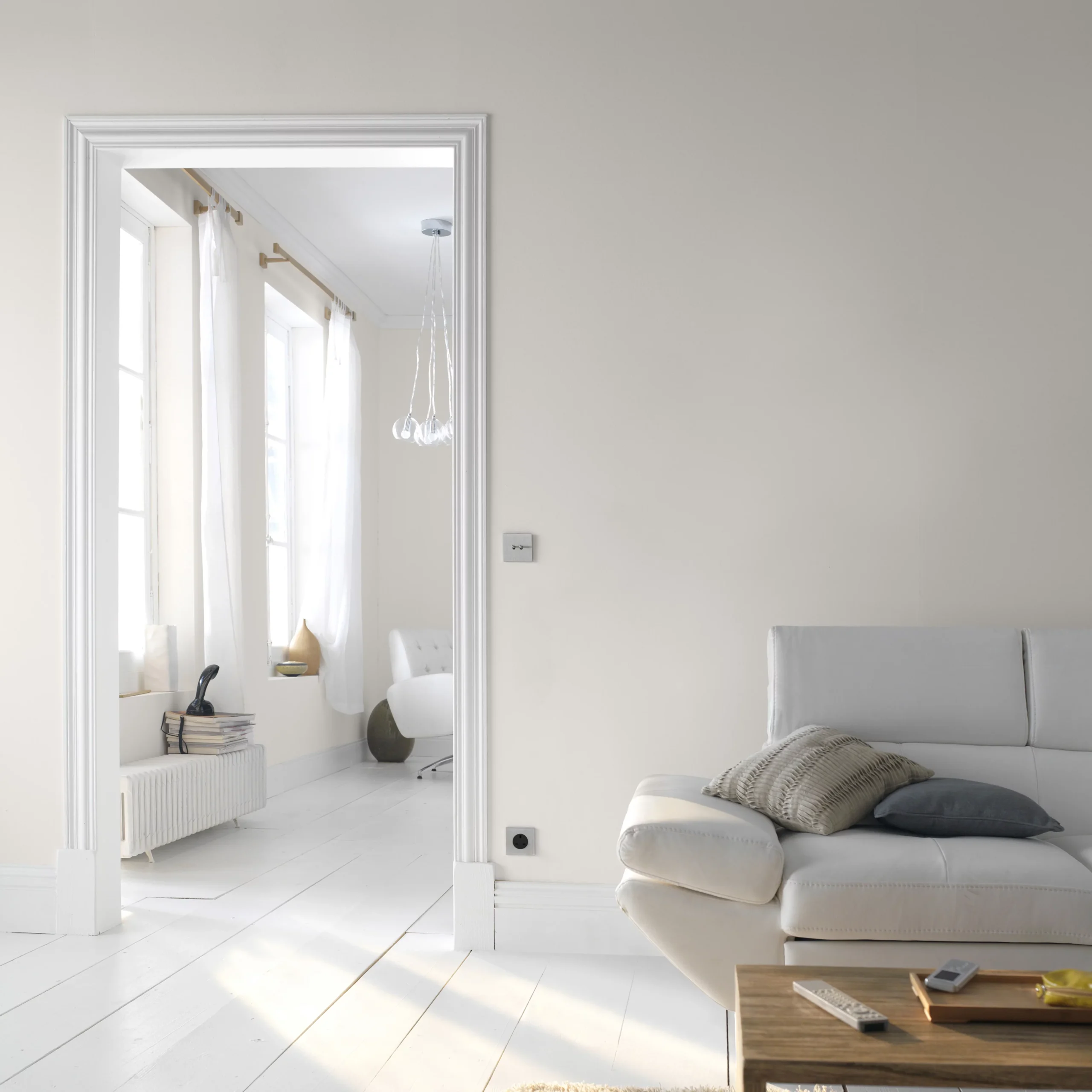 GoodHome Walls & Ceilings Philadelphia Silk Emulsion Paint, 2.5L 5 GoodHome Walls & Ceilings Philadelphia Silk Emulsion Paint, 2.5L - Image 3